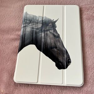 iPad Air 4th generation case with a horse